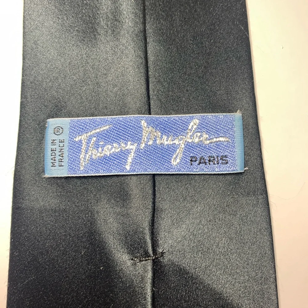 Thierry Mugler Necktie - Picture 3 of 3